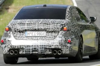BMW 5 caka na facelift chce sa podobat na Neue Klasse