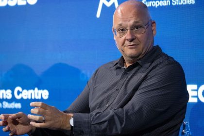 Caka USA pod Trumpom obcianska vojna alebo fasizmus
