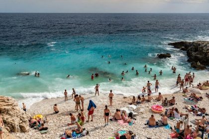 Horucavy na chvilu vystrieda schladenie v Chorvatsku Vrati sa este leto Aky bude zvysok dovolenkoveho leta v Europe