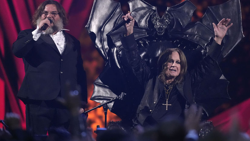 Metallica Black Sabbath a Elton John vzdavaju hold Ozzymu Osbournovi