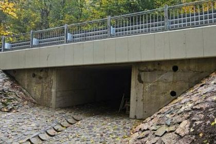 Na ceste medzi Budmericami a Ruzindolom opravuju most ratajte s obmedzeniami