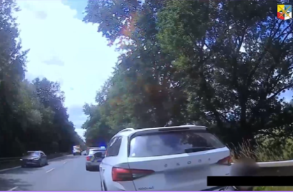 VIDEO Drama na ceste Dievcatko prestalo dychat v aute