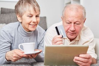 Platby kartou a internet banking nebudu fungovat
