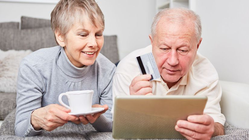 Platby kartou a internet banking nebudu fungovat