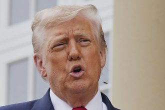 Trump Cina musi dodat USA magnety inak 200 cla