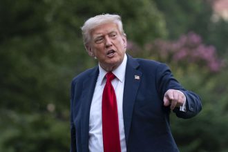 Trumpove nove cla zasiahnu cely svet platne od 7 augusta
