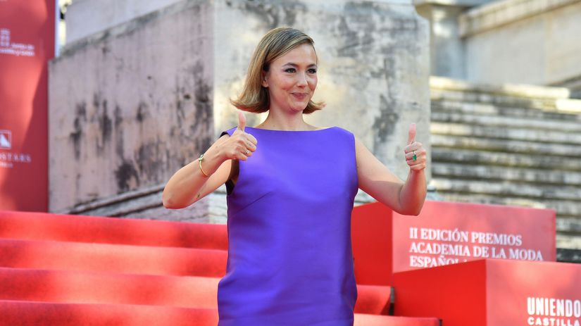 Znama spevacka na koncerte ukazala prsia