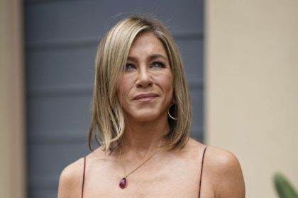 Aniston ignoruje cervene vlajky a komplikovanu minulost lasky