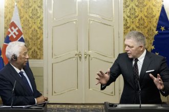 Fico si pred hlasovanim o sankciach proti Rusku kladie podmienky