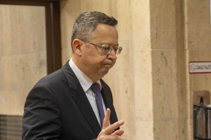 Konsolidacia ako deal Stat obcanom nic neponukol