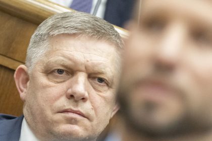 Prieskum SANEP o dovere k lidrom Fico tesne pred Simeckom Nad na konci