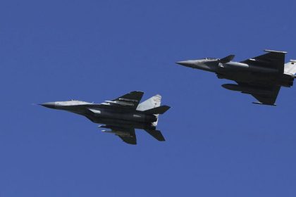 Ruske stihacky sa priblizili k Lotyssku vzlietli gripeny