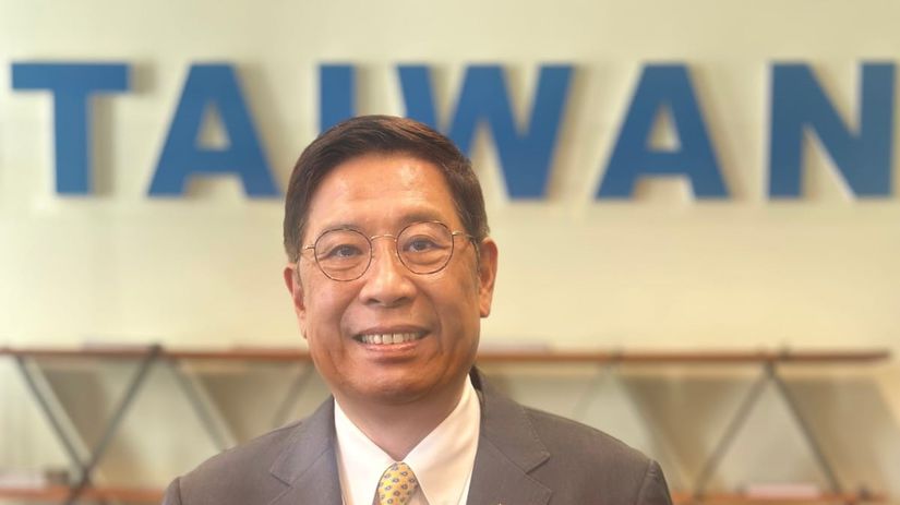 SLOVENSKU POMAHAME S POLYVODICMI CHCEME PRISPIET AJ DO OSN VRAVI TAIWANSKY DIPLOMAT