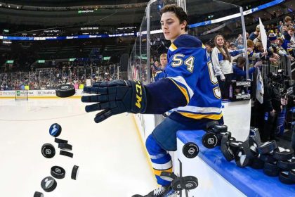 Start pripravy NHL so slovenskou stopou Hraci St Louis neuspeli Dvorsky si poriadne zahral