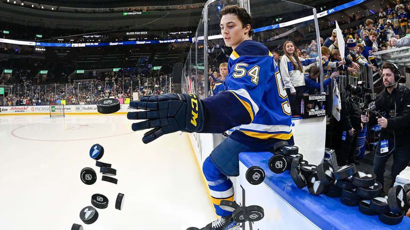 Start pripravy NHL so slovenskou stopou Hraci St Louis neuspeli Dvorsky si poriadne zahral