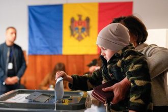 Volebne miestnosti sa v Moldavsku uzavreli Vedie proeuropska strana PAS v zavese vlastenecky blok