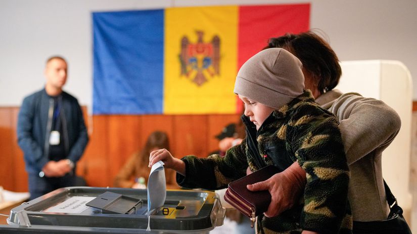 Volebne miestnosti sa v Moldavsku uzavreli Vedie proeuropska strana PAS v zavese vlastenecky blok