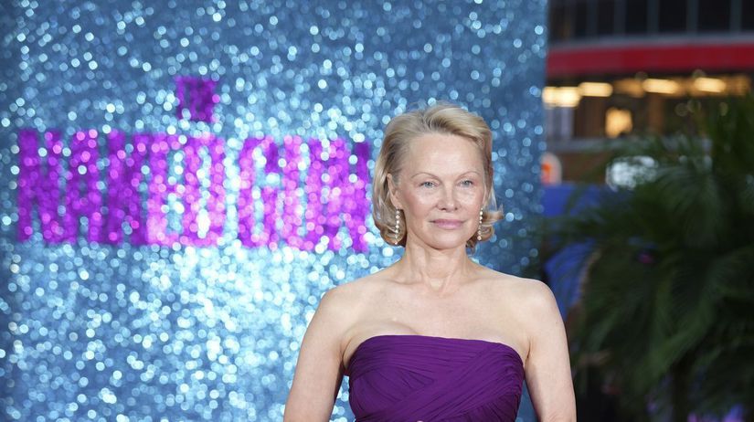 Pamela Anderson prekvapuje v kuchyni a jej vasen pre jedlo