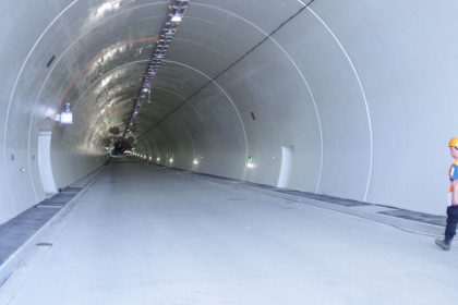 Vianocny darcek pre motoristov Tunel Visnove otvoreny po 27 rokoch
