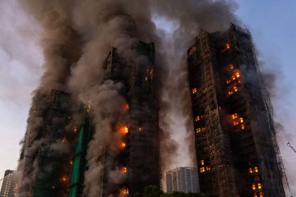 Pozar veziakov v Hongkongu si vyziadal 13 obeti