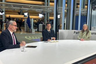 Preco Brusel nenastavi sankcie raz a navzdy