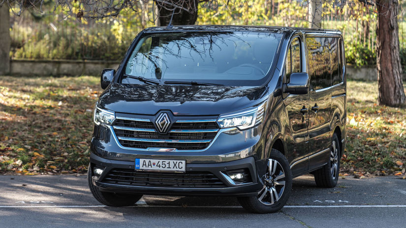 Renault Trafic SpaceClass namiesto Espace Preco nie