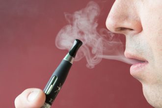 SNS odmieta zakaz jednorazovych elektronickych cigariet