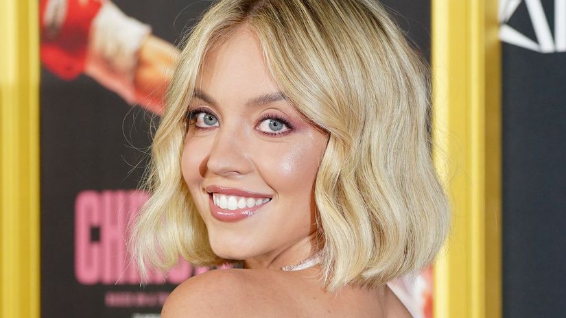 Sydney Sweeney prichytena pri vasnivom bozku Kto je novy 16 rocny starsi muz po jej boku