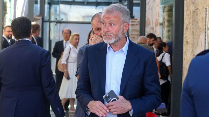 Ukrajina neziska ani cent miliardy za Chelsea stale drzi Abramovic