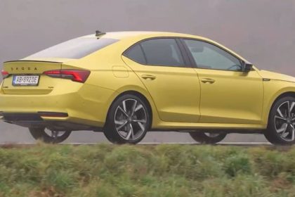 Videotest Skoda Octavia 20 TSI stvorkolka a motor takmer z RS