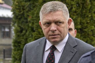 Vlada schvalila 25 miliona eur pre Svidnik Stropkov a Medzilaborce Odobrila aj vyse dvojmiliardovu pozicku na zbrojenie