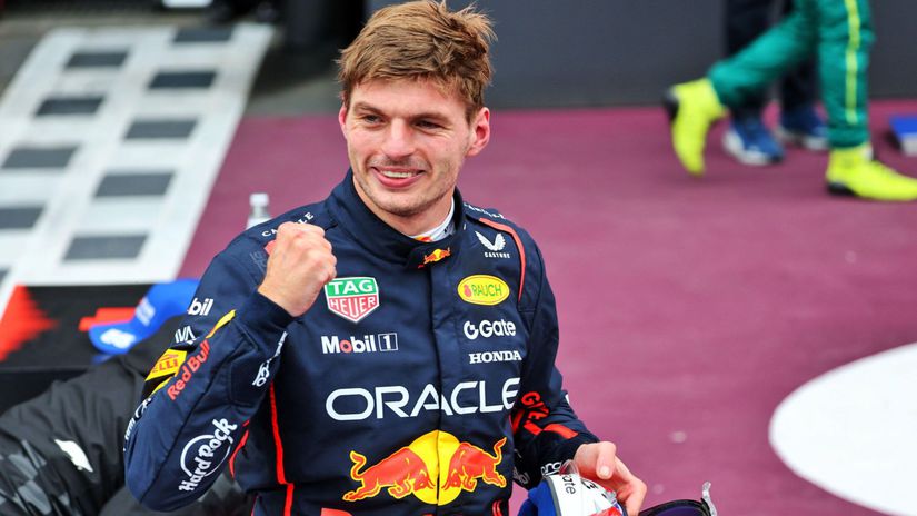 Fatalna chyba sefov McLarenu Verstappen triumfoval v Katare