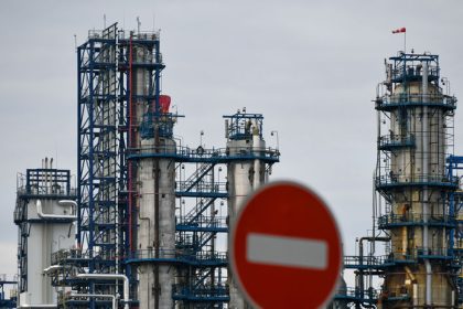 Madarsko a Slovensko zazaluju zakaz dovozu ruskeho plynu a ropy