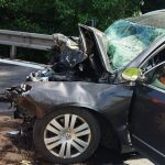 Na juhu Slovenska sa zrazilo policajne auto s osobnym autom cesta je uzavreta