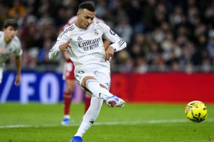 Real stiahol stratu na Barcelonu Mbappe vyrovnal rekord Ronalda
