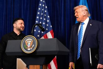 Vstupia na Ukrajinu americki vojaci Zelenskyj o tom hovoril s Trumpom aj koaliciou ochotnych