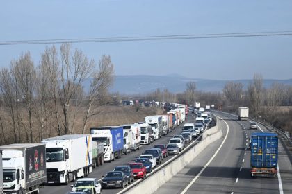 Zapcha na dialnici ako vyhoda Taliansko plati vodicom za zdrzanie peklo na slovenskych cestach by sa tym mohlo dramaticky zlepsit