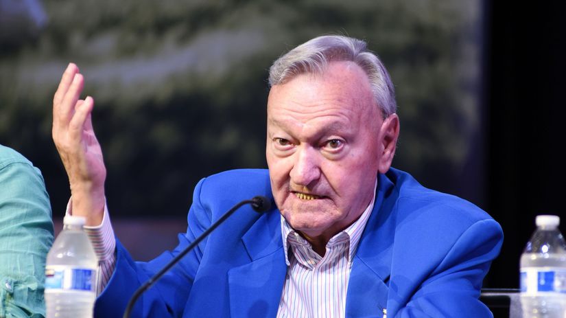 Erich von Daniken zomrel vo veku 90 rokov