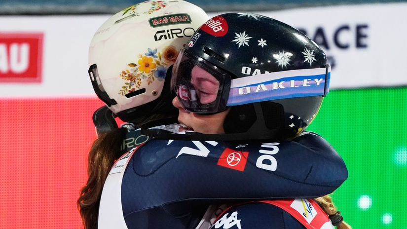 Kralovna Shiffrinova opat na trone v Flachau