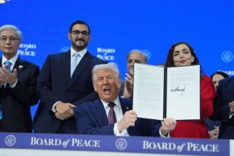 Rada mieru je vo svete Trump sa pochvalil svetu podpisanim pridal sa aj premier V4