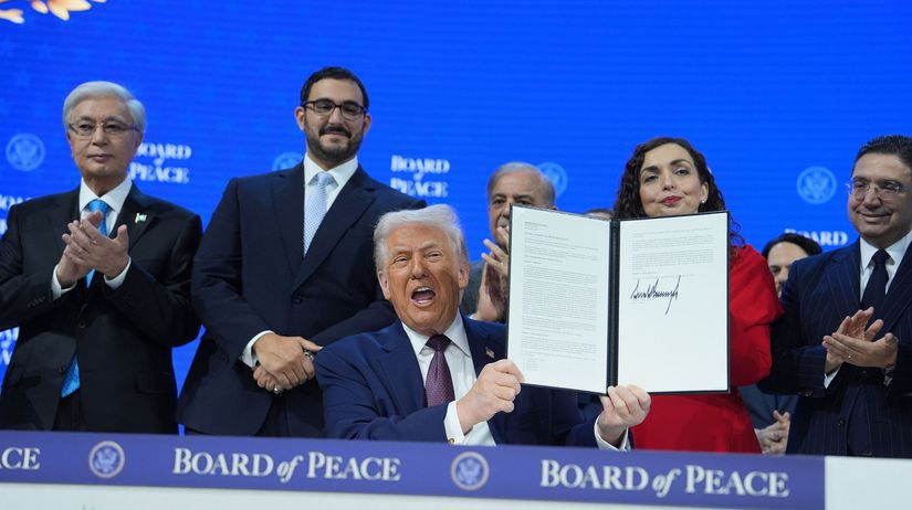 Rada mieru je vo svete Trump sa pochvalil svetu podpisanim pridal sa aj premier V4