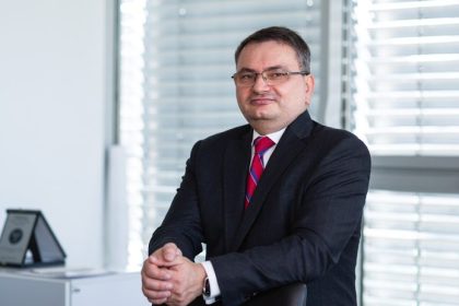 Slovensko starne a pracovna sila ubuda Zdravy a skuseny zamestnanec je pre firmy pokladom