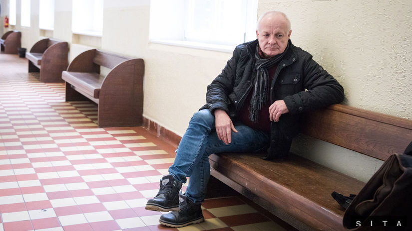 V kauze platinove sitka sa opat citala obzaloba