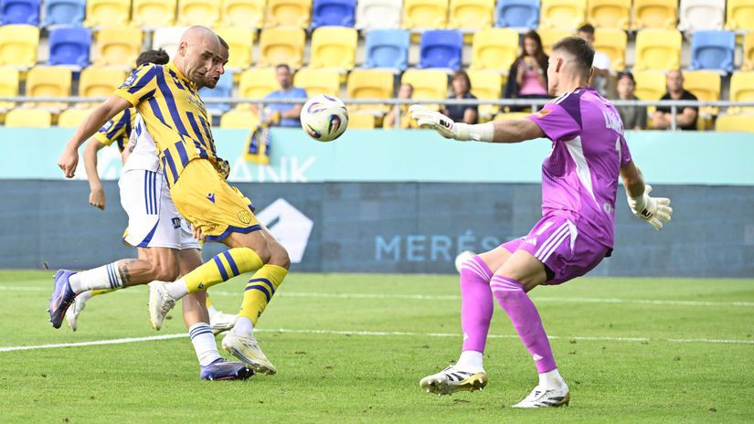 Dunajska Streda premarnila dvohgolove vedenie V slagri kola v Trnave divaci nevideli ziaden gol