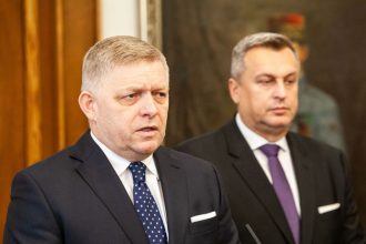 Fico na Ustavnom sude SNS ho bude rukami nohami volit odkzal Danko Premier udajne prejavil zaujem o kreslo