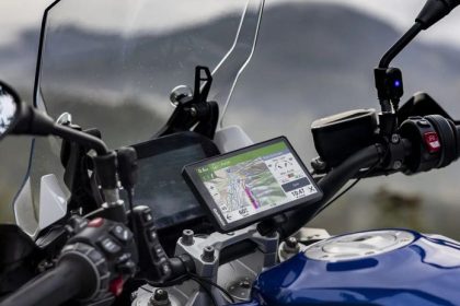 Garmin predstavuje novu motocyklovu navigaciu vhodnu aj do narocnejsieho prostredia