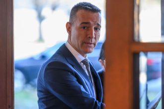 Hrozby sa potvrdili 590 milionov eur z planu obnovy pre Slovensko bolo zastavenych vicepremier reaguje