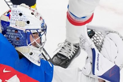 Jeden muz okrem striel zakryl aj nedostatky Slovenska Hrac z KHL zatienil kolegou z profesionalnej ligy chvalia ho v zamori