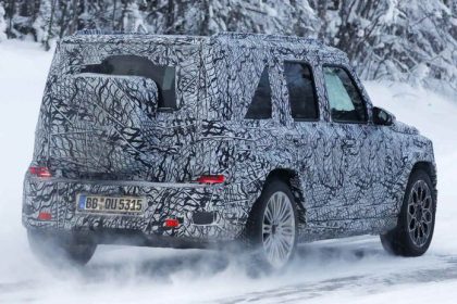 Mercedes Benz Little G Male gecko opat ukazuje svoju silu