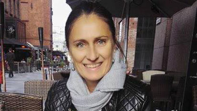 Moja Slovenky sme sa isi pozabijat nikto nam nepovedal Dievcata neblaznite Tu si ludia praju A ked ide o sport vsetko je zadarmo